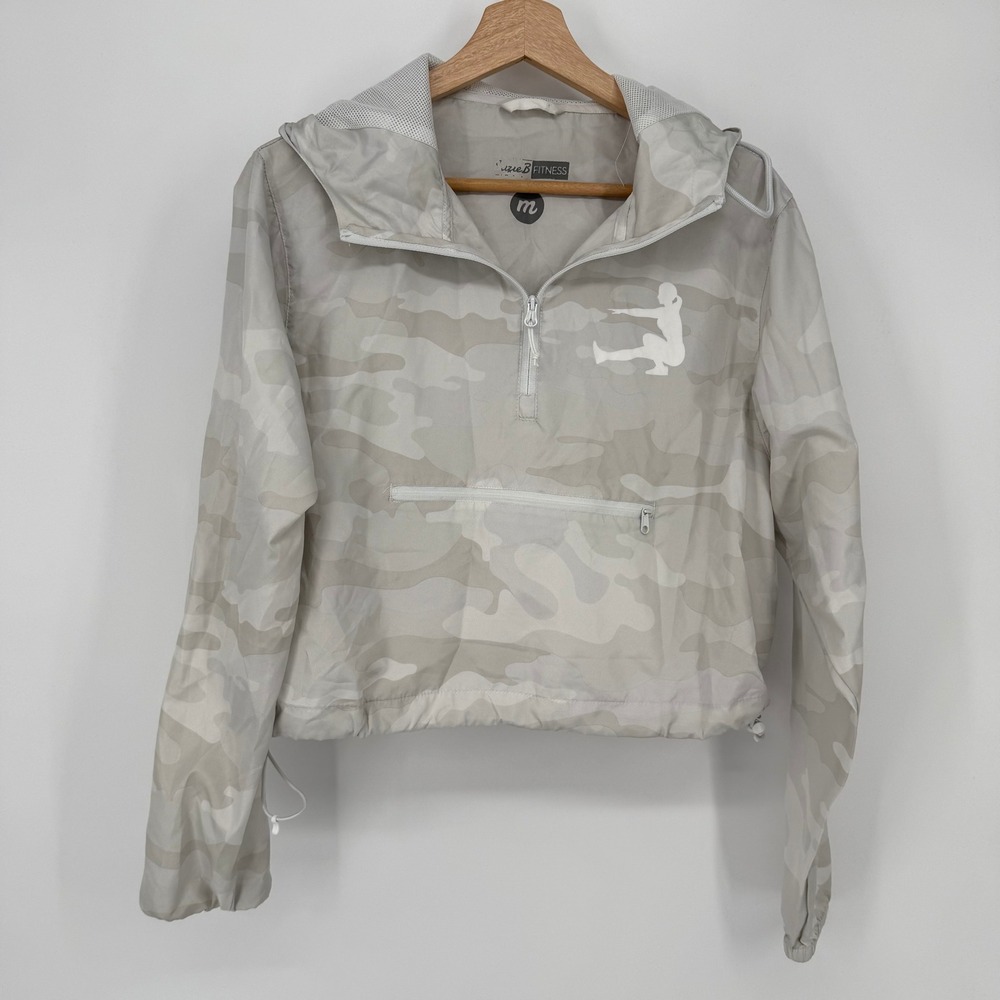 SuzieB Fitness Windbreaker Jacket Womens Medium Camo Cropped Hooded Pullover‎